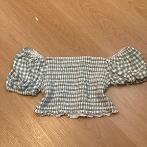 green and white cropped plaid top with puffy sleeves